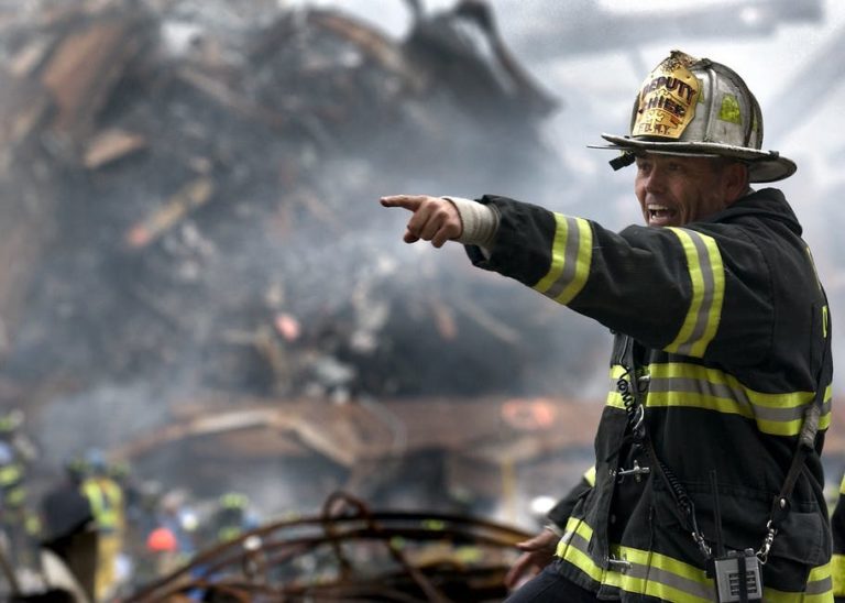 fireman firefighter rubble 9 11 70573 768x548